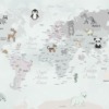 Fototapeta z niedźwiadkiem delfinami i innymi zwierzątkami na kontynentach w odcieniach szarości Zwierzątka Na Mapie Świata dla dzieci - zdjęcie numer 2